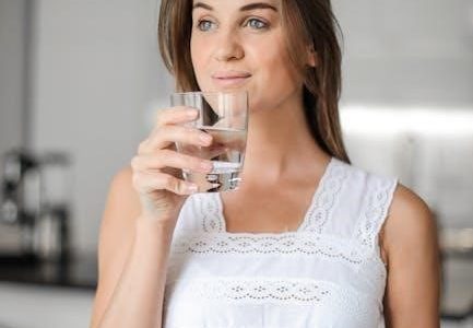 looking glass self theory pdf